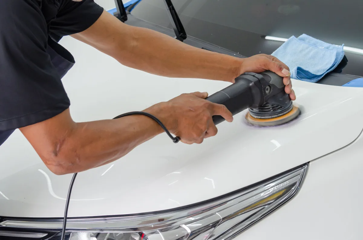 Detailing voiture à Vitry-le-François : polissage carrosserie