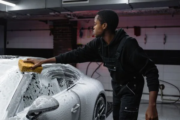 Nettoyage Intérieur Auto — MNK Design carrosserie Vitry le François